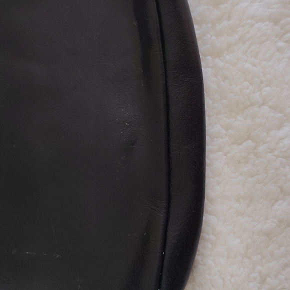 Wilson's Leather Maxima Black Leather Purse/Bag - Picture 8 of 12